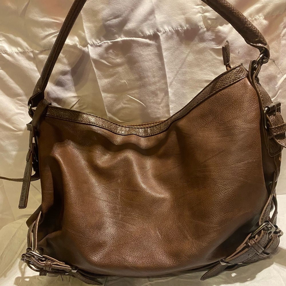 Chic Brown Leather Shoulder Bag